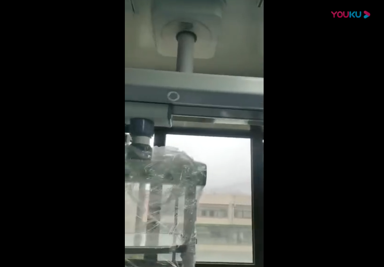 康威醫療器械醫用吊橋安裝現場